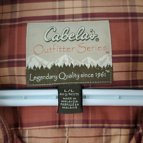 NWOT,  Cabelas Outdoor Series, men's shirt, large - Picture 2 of 5